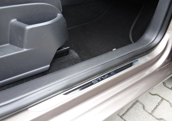 Volkswagen Golf Plus cena 29800 przebieg: 249000, rok produkcji 2011 z Tarnogród małe 781